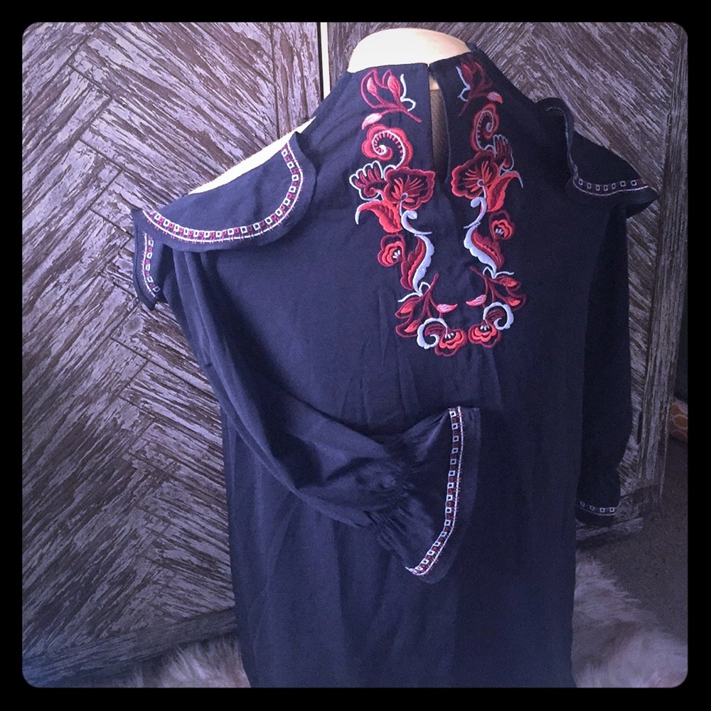 Dress 👗 Great 👍 for that outdoor Celebration